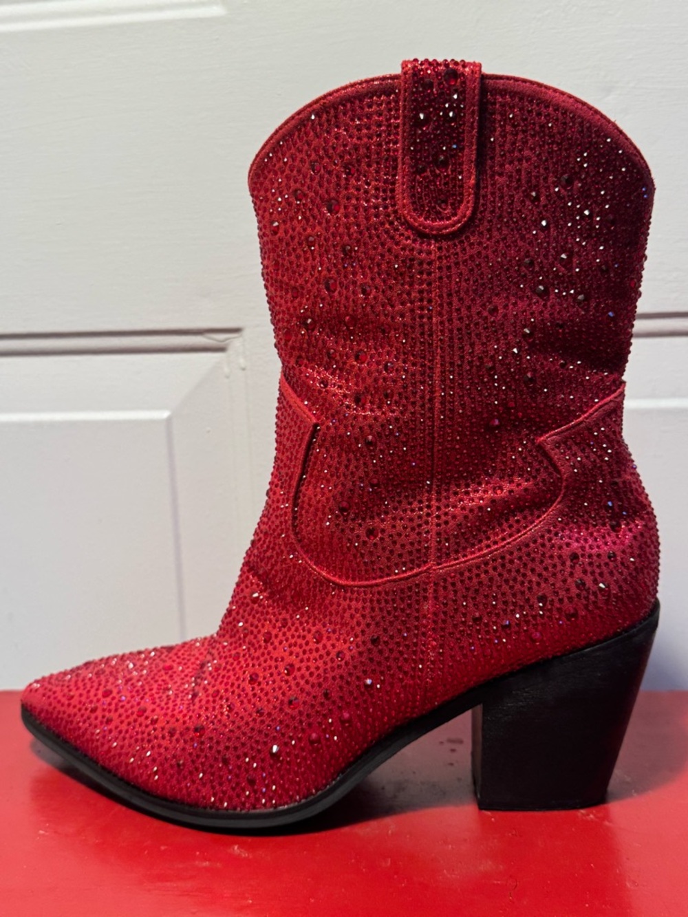 Lumuta Women’s Red Rhinestone Ankle Boots with Block Heel size 10.5 - Picture 9 of 14